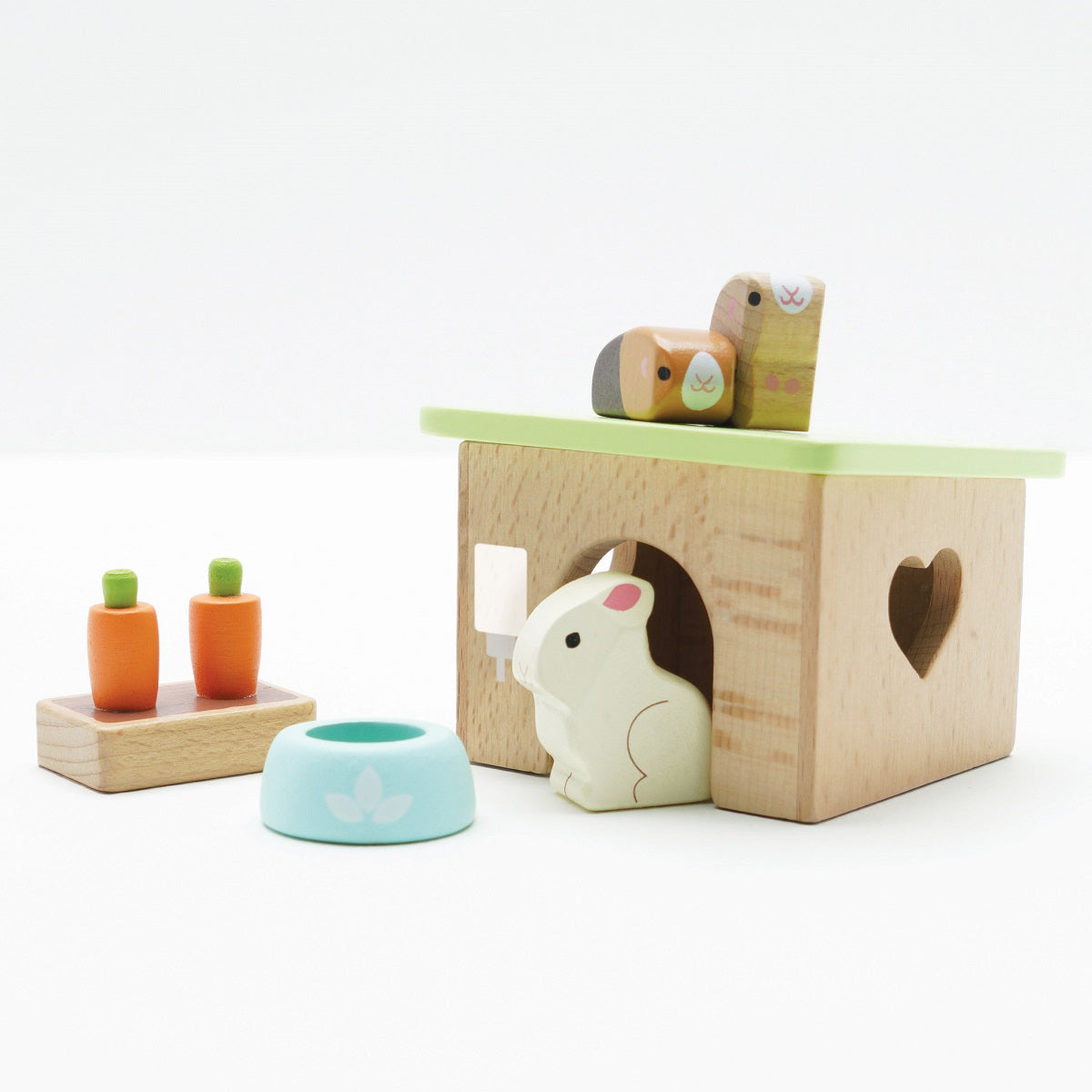 Wooden Doll House Pets Bunny Guinea Pig Set