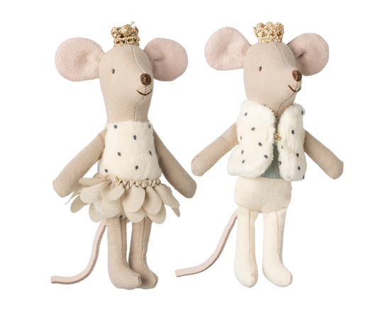 Royal Twin Mice in Matchbox (2025)