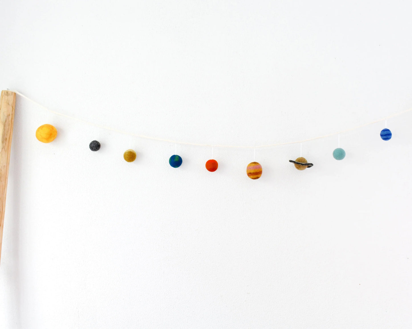 Felt Solar System Garland