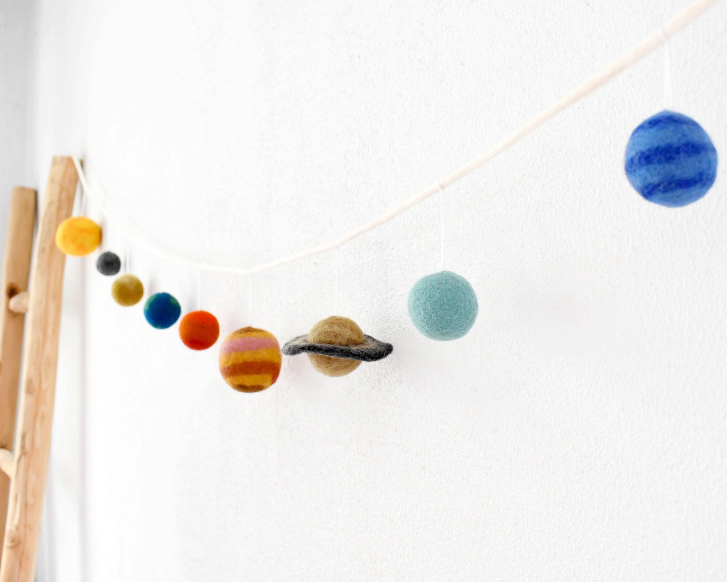 Felt Solar System Garland